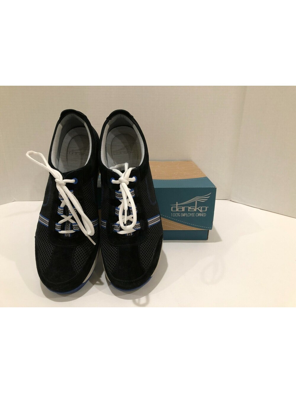 Women’s Dansko Helen Sneakers Size  11.5-12 US, 42 EUR, Black & Cobalt
